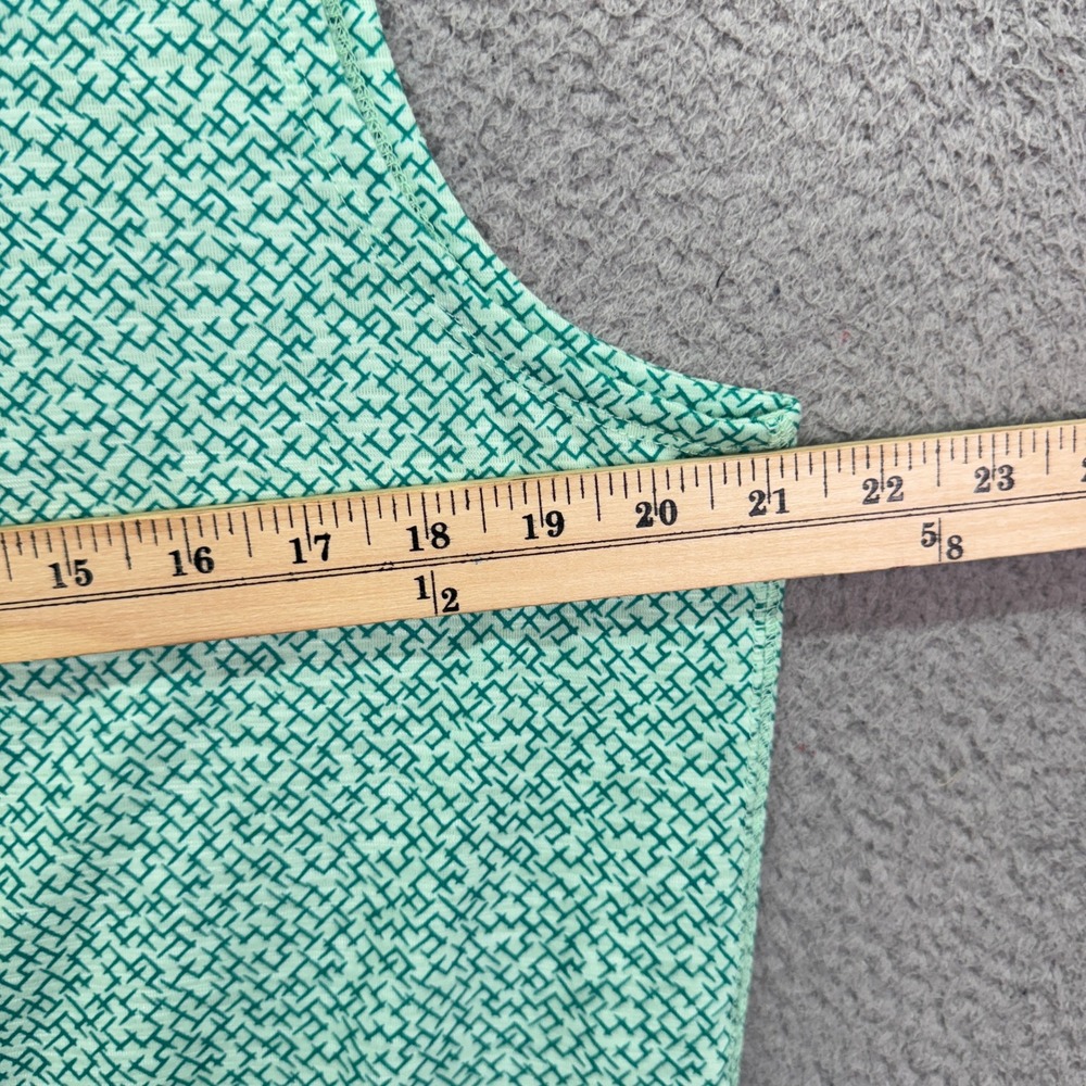 LL Bean Tank Top Womens L Green Geometric Print Sleeveless Split V-Neck Outdoor - Picture 6 of 8
